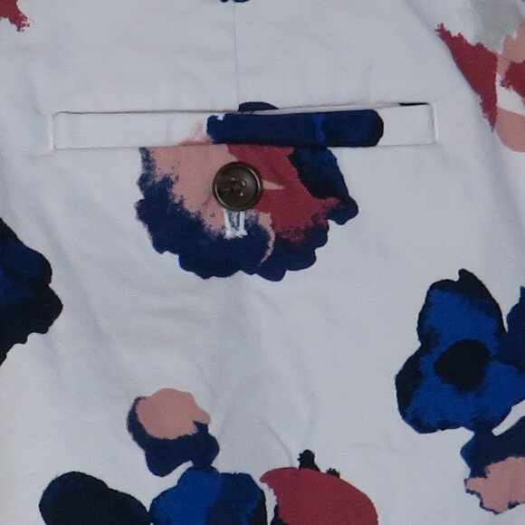 Banana Republic* Women's 1" Belt Loop Multipocketed Floral Shorts~ Size‎ 2P - Picture 9 of 10